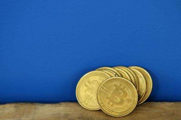 Мошенники притворились полицейскими и отобрали у жителя Киева 250 000 USDT